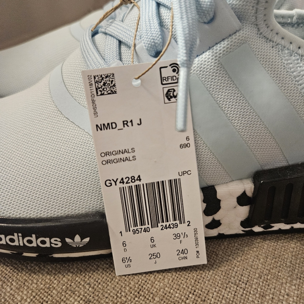 Adidas sneakers NMD_R1